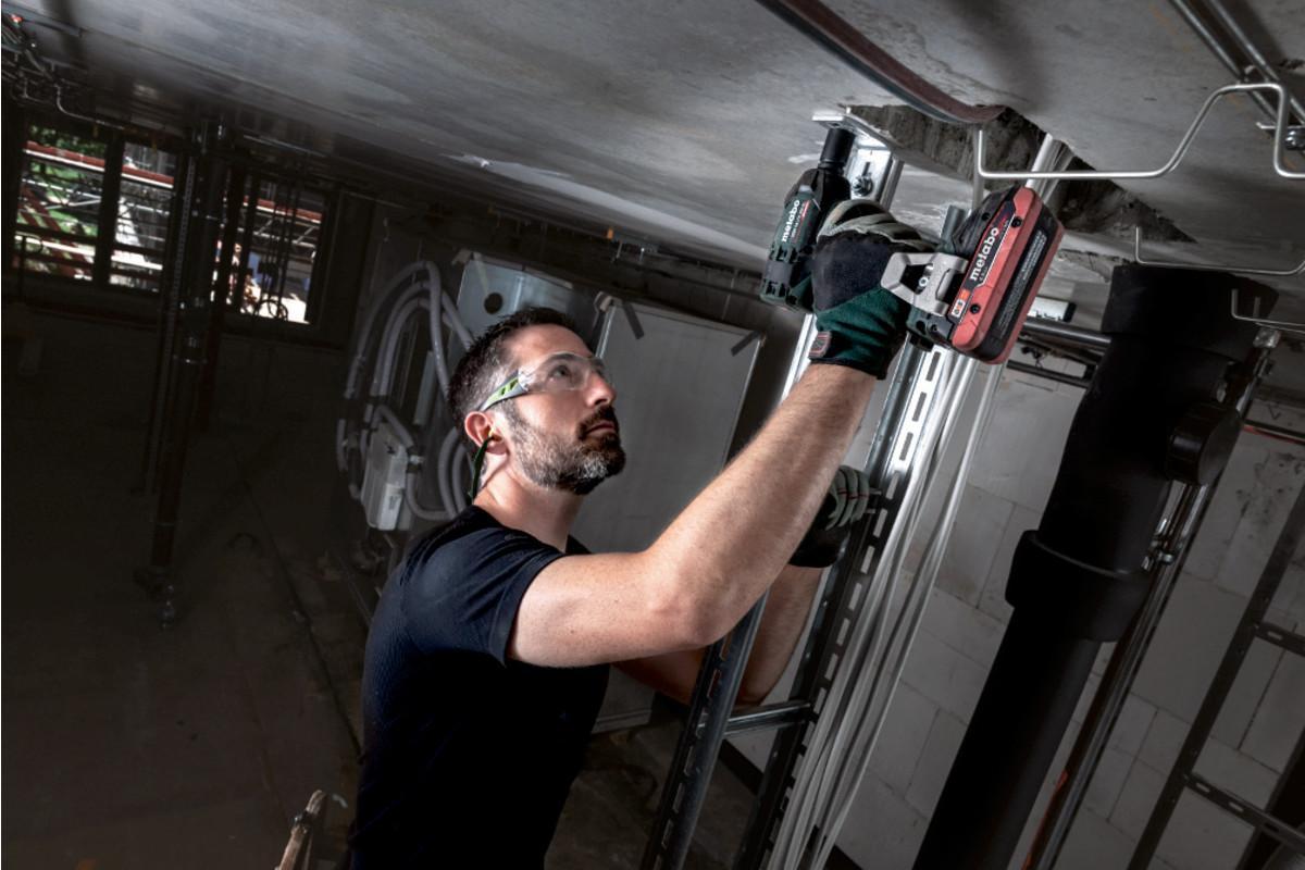 Акумуляторний ударний гайковерт Metabo SSW 18 LTX 300 BL metaBOX 145 (602395800)