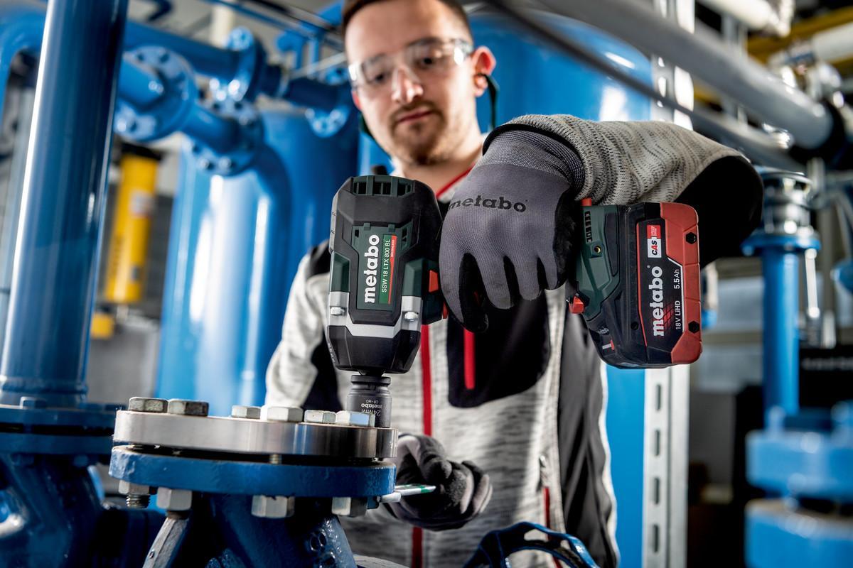Акумуляторний ударний гайковерт Metabo SSW 18 LTX 800 BL metaBOX 145 L (602403650)