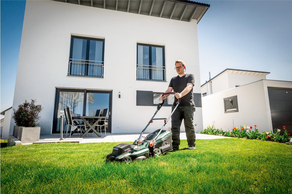 Акумуляторна газонокосарка Metabo RM 36-18 LTX BL 36 Картонна коробка (601716850)