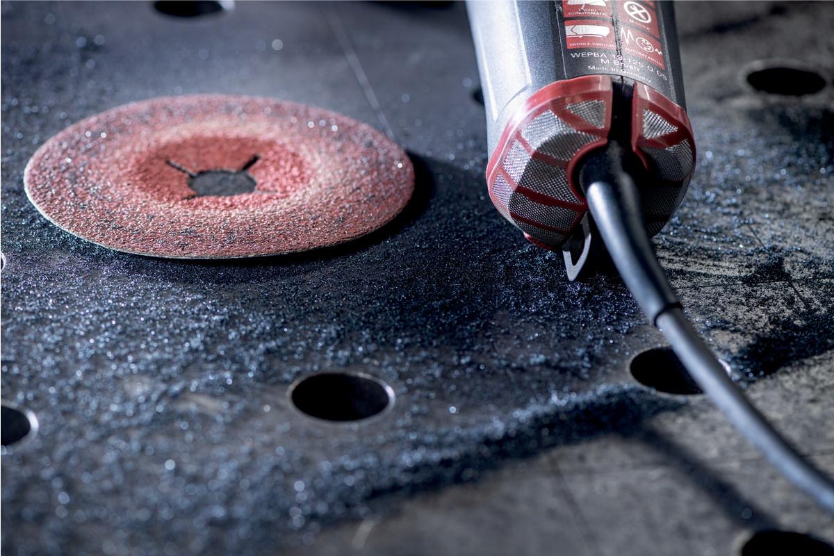 Болгарка Metabo WEPBA 19-125 Q DS M-Brush Картонна коробка (613114000)