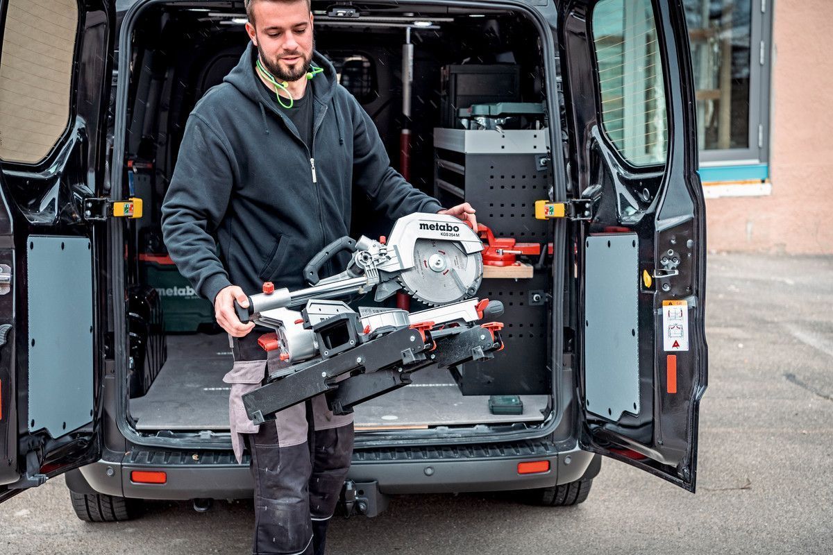 Торцювальна пила Metabo KGS 254 M (613254000)