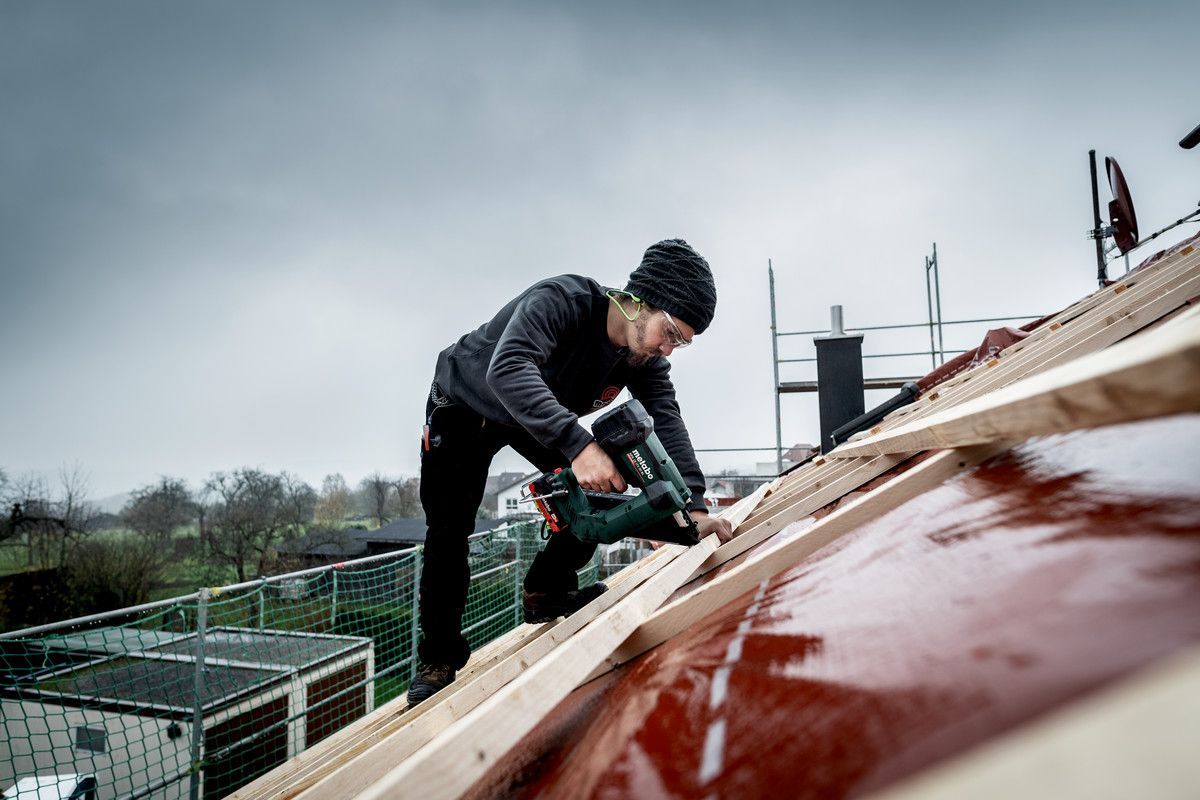 Акумуляторний цвяхозабивач Metabo NFR 18 LTX 90 BL (612090840)