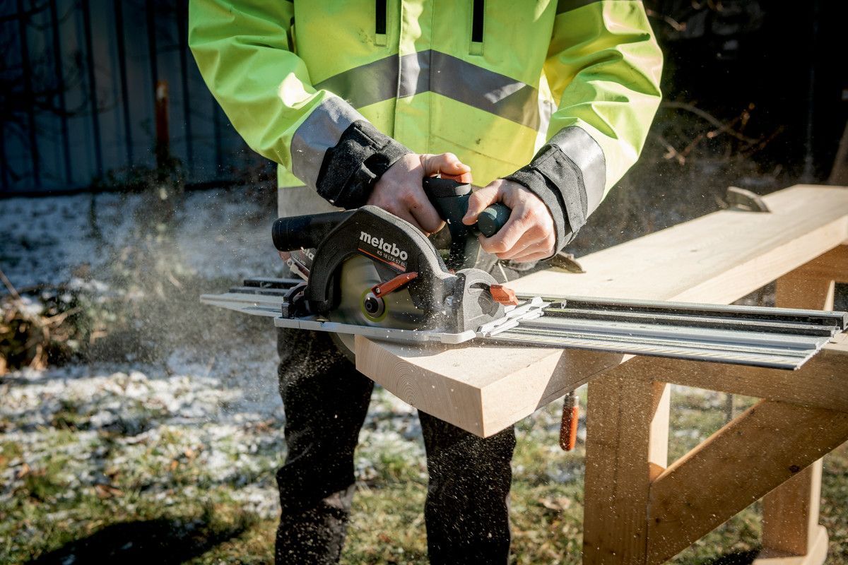 Акумуляторна ручна дискова пила Metabo KS 18 LTX 57 BL (611857810)