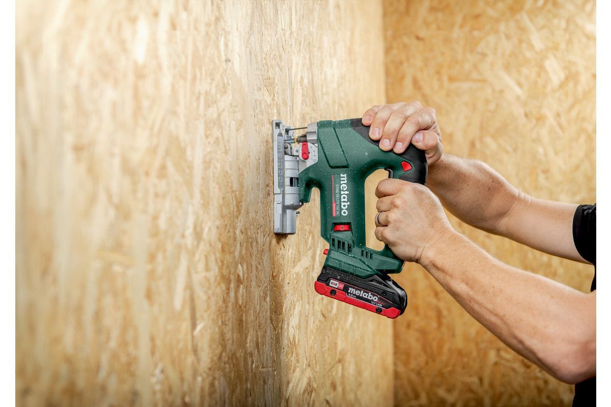 Акумуляторний лобзик Metabo STA 18 LTX 150 BL metaBOX 145 L (601502840)