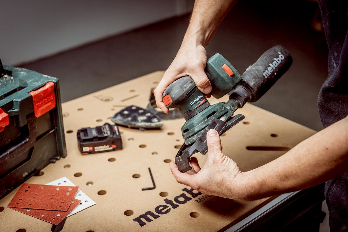 Акумуляторна багатофункціональна шліфувальна машина Metabo SM 18 LTX BL (602089850)