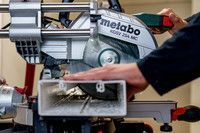 Торцювальна пила Metabo KGSV 254 MC (615254000)